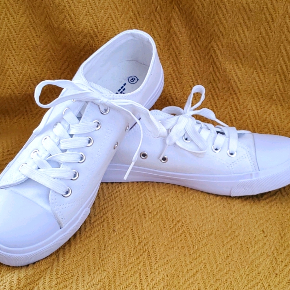 White converse style sneakers